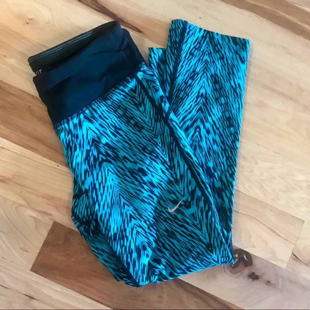 Nike dri fit leggings